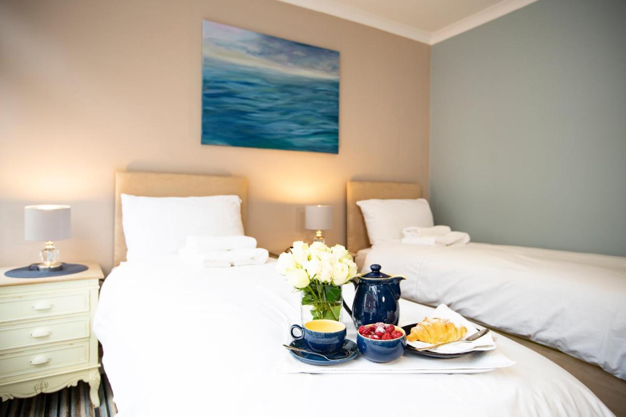 Seafarer'S View - 6 Bedroom Townhouse In Cowes, Parking & Seaviews. Cowes  Ngoại thất bức ảnh