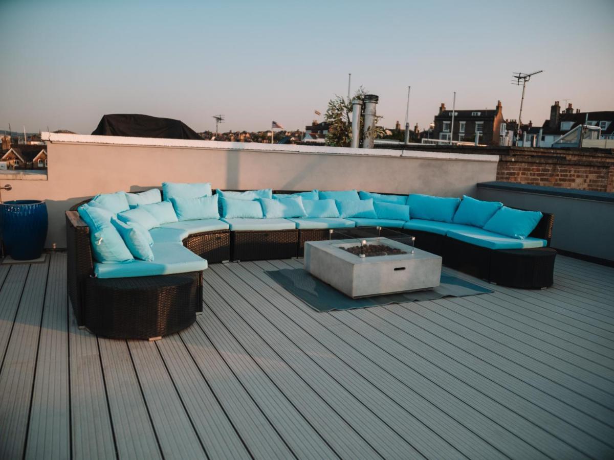 Seafarer'S View - 6 Bedroom Townhouse In Cowes, Parking & Seaviews. Cowes  Ngoại thất bức ảnh