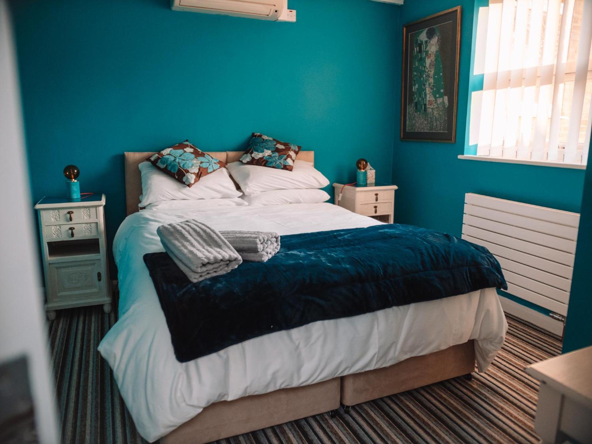 Seafarer'S View - 6 Bedroom Townhouse In Cowes, Parking & Seaviews. Cowes  Ngoại thất bức ảnh
